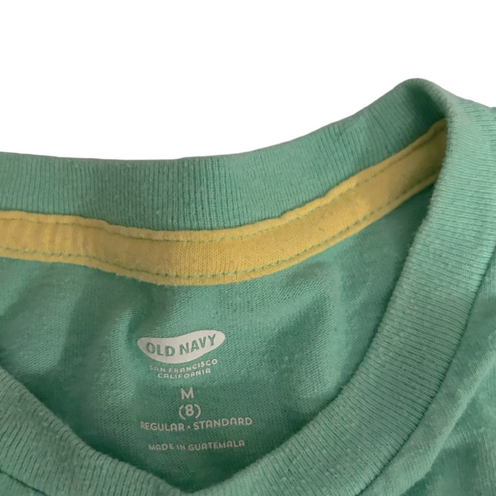 Later Gator Old Navy boys top in medium. - Picture 2 of 3